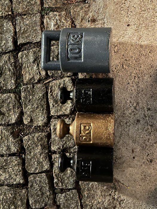 Stare odważniki do wagi – różne masy, kolekcja / użytkowe