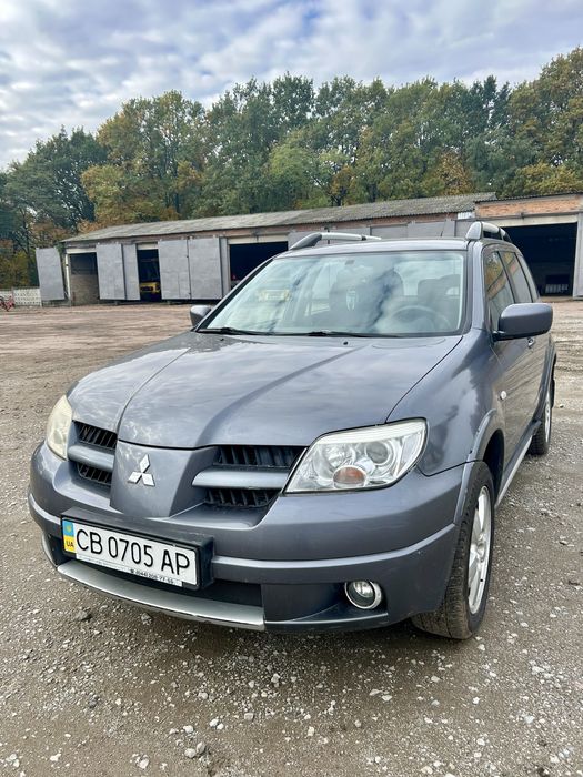 Кросовер Mitsubishi Outlander 2.0 Sport (2010)