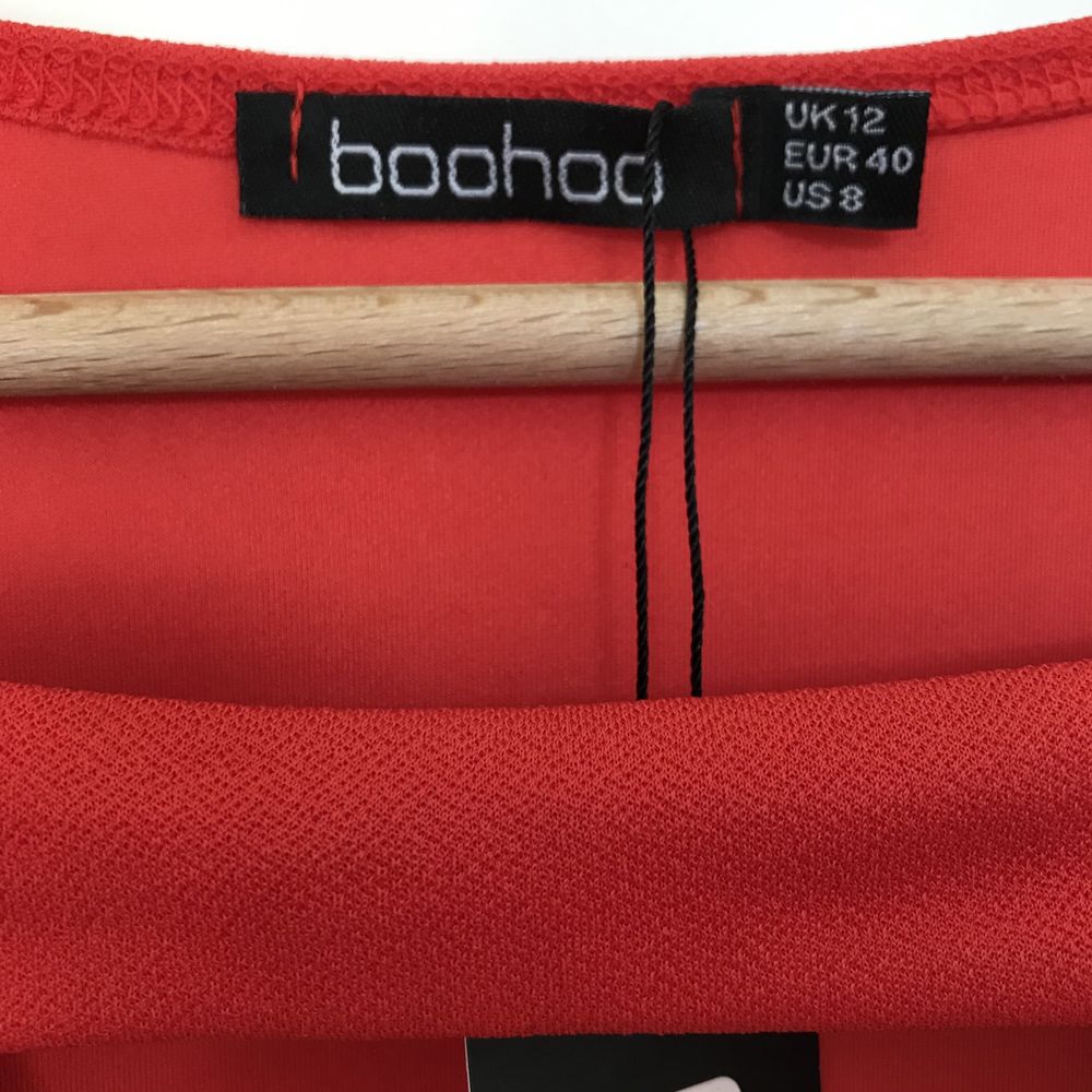 Nowa z metką sukienka Boohoo sexy rozm. 12