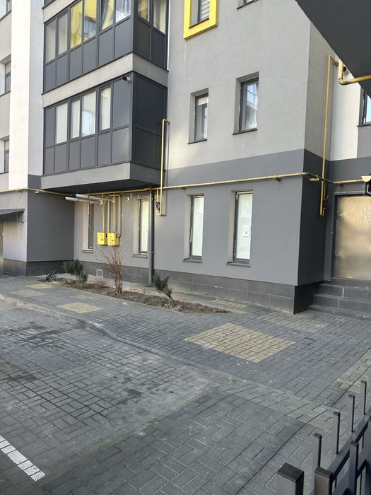 Продам комерційне приміщення по вул.Рівненська