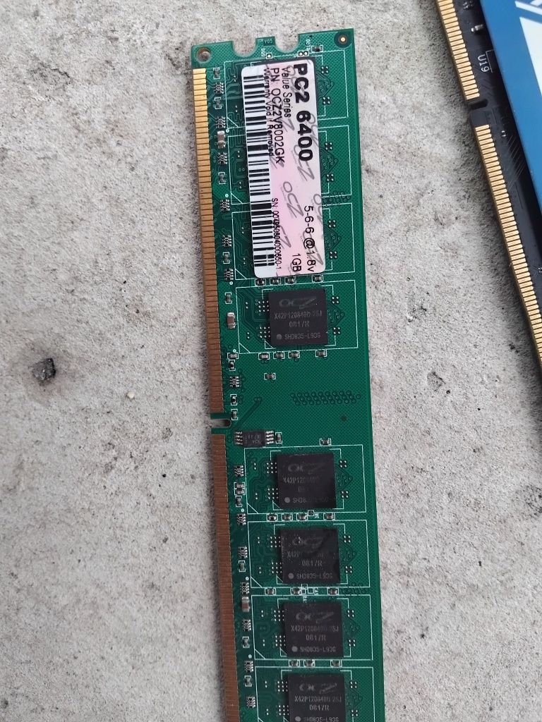 Продаю Оперативна пам'ять Goodram DDR3-1866 4096MB PC3-15000 Play Blue