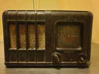 Zabytkowe lampowe radio Pionier z lat 1949/1950