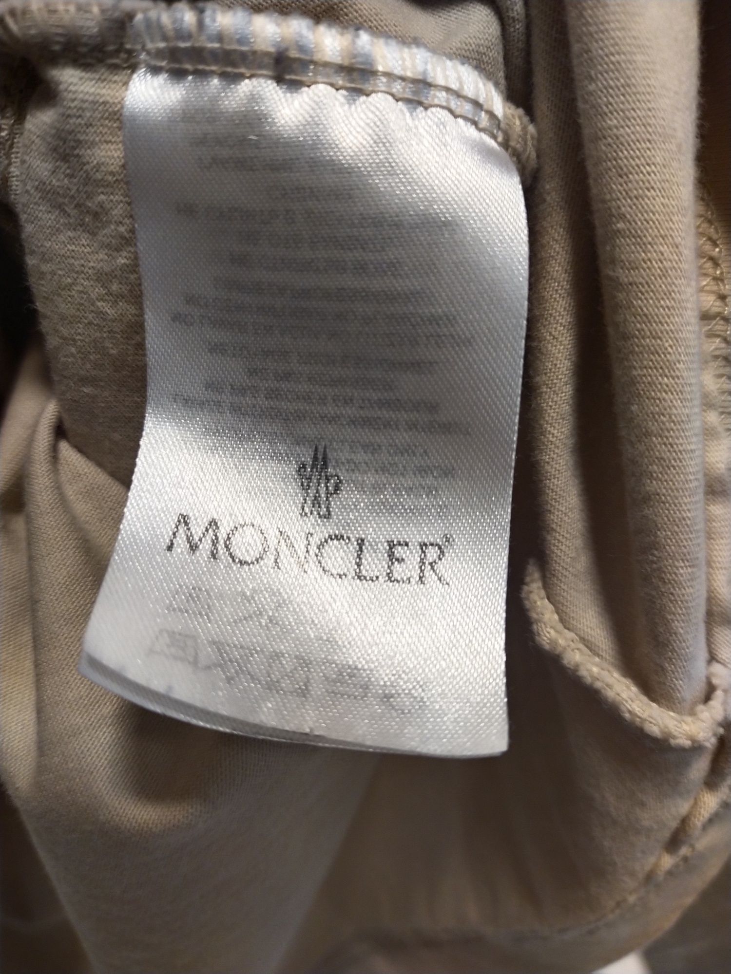 Damski t-shirt Moncler z printem L/XL