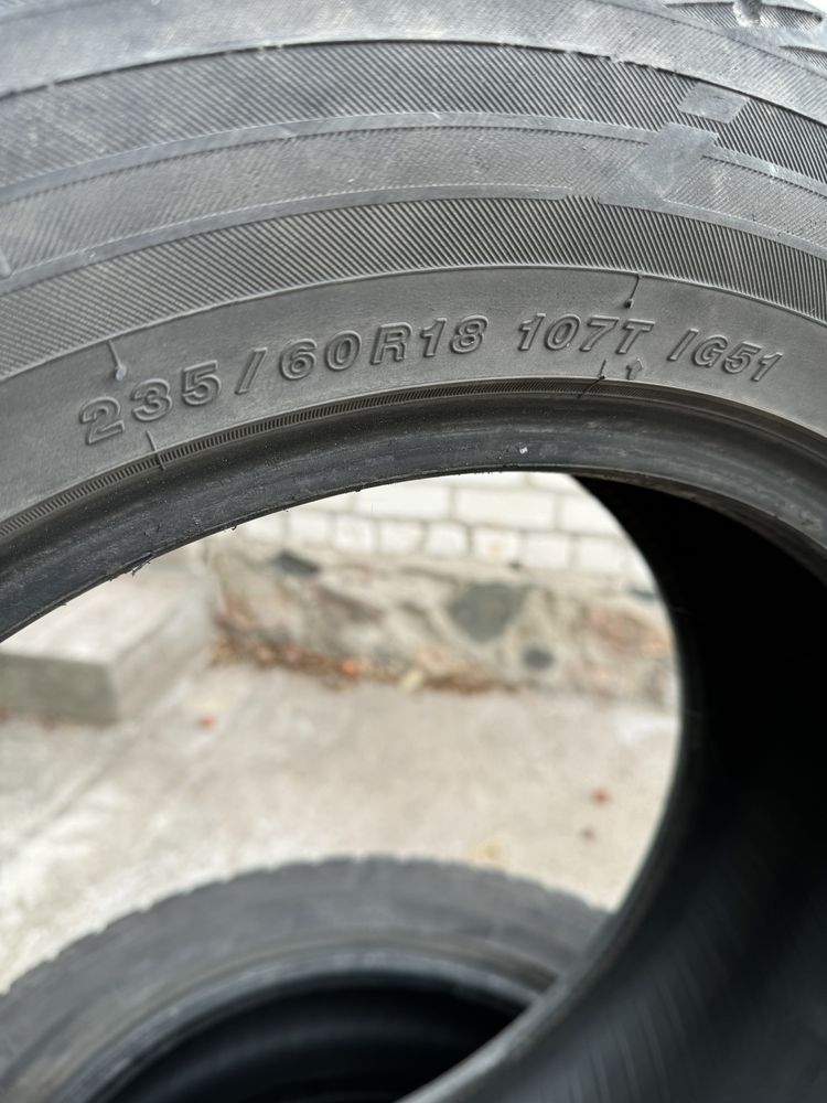 Зимова резина Yokohama 235/60 R18