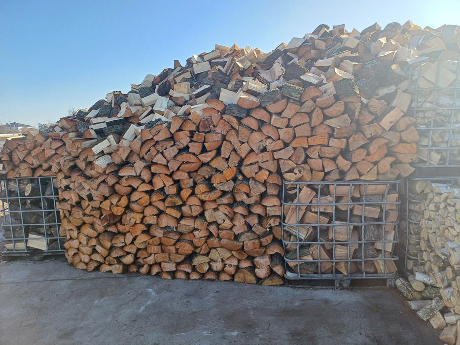 Drewno opałowe do pieca i kominka