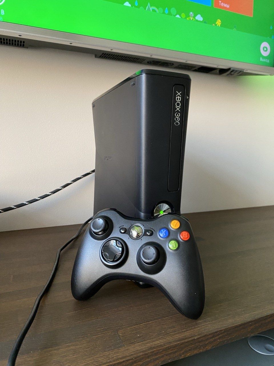 XBOX 360 Slim + камера Kinect (опція)