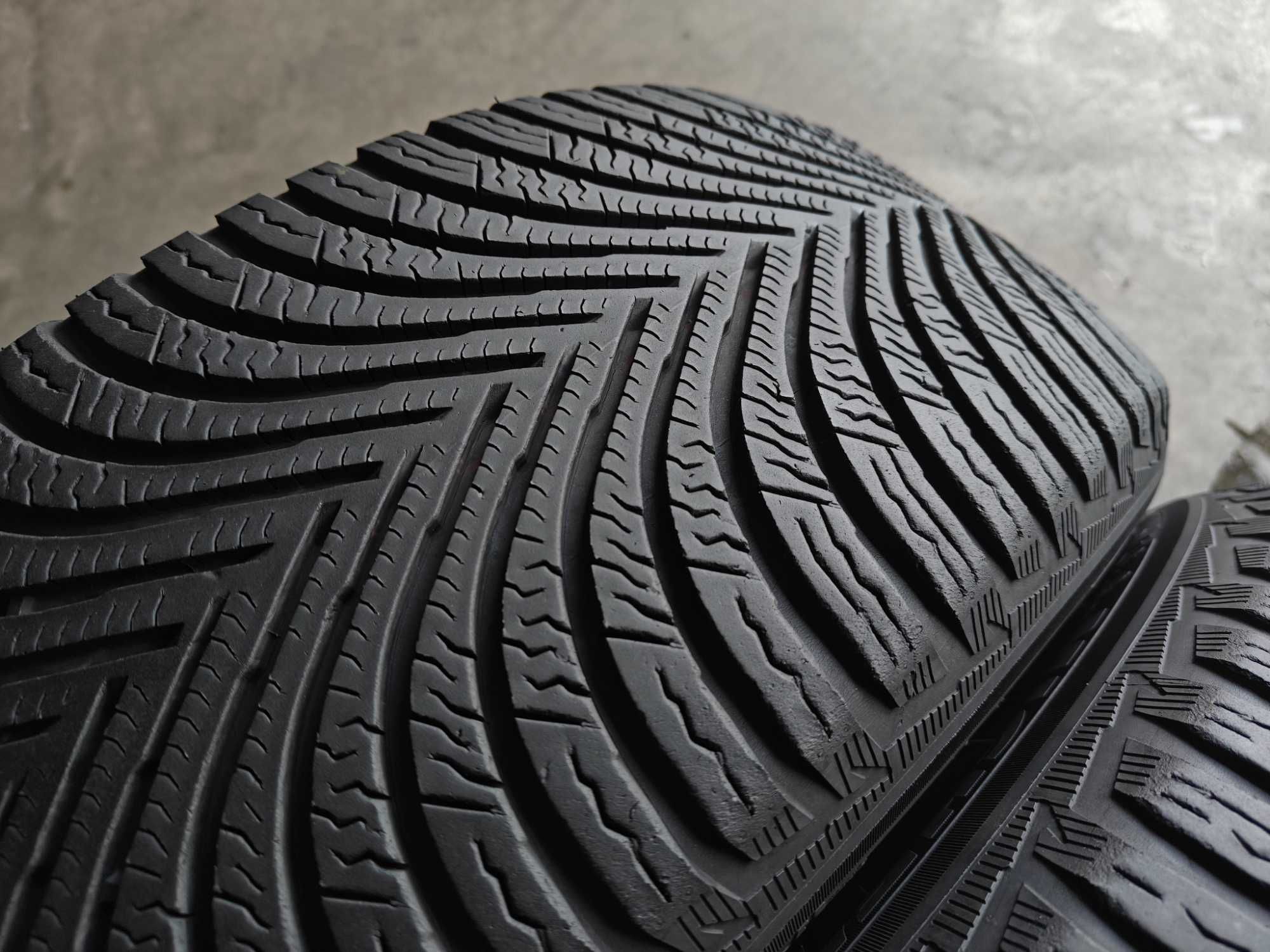 R17 215 55 шини зимові Michelin Alpin 5 made Germany