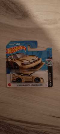 Hot Wheels LB Super Silhouette Nissan Silvia S15