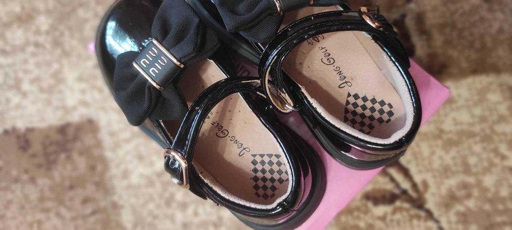 Мештики,лофери ,туфлі, мешти для дівчинки,мешти Jong Golf 26 розмір