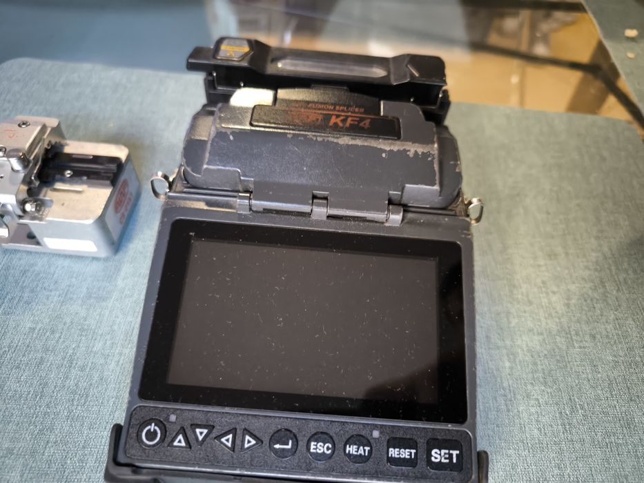 Máquina de Fusão Swift Kf4