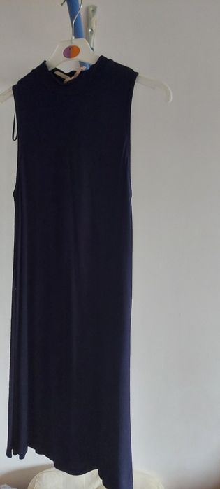 Vestido simples senhora