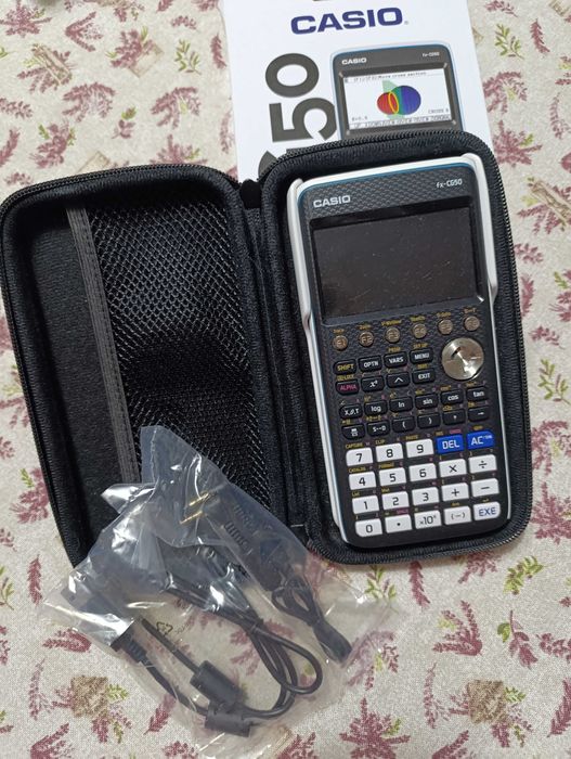 Calculadora Gráfica CASIO fx CG50 com estojo