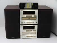 Wieża stereo Denon D-M03 US + oryg. kolumny + org. pilot.