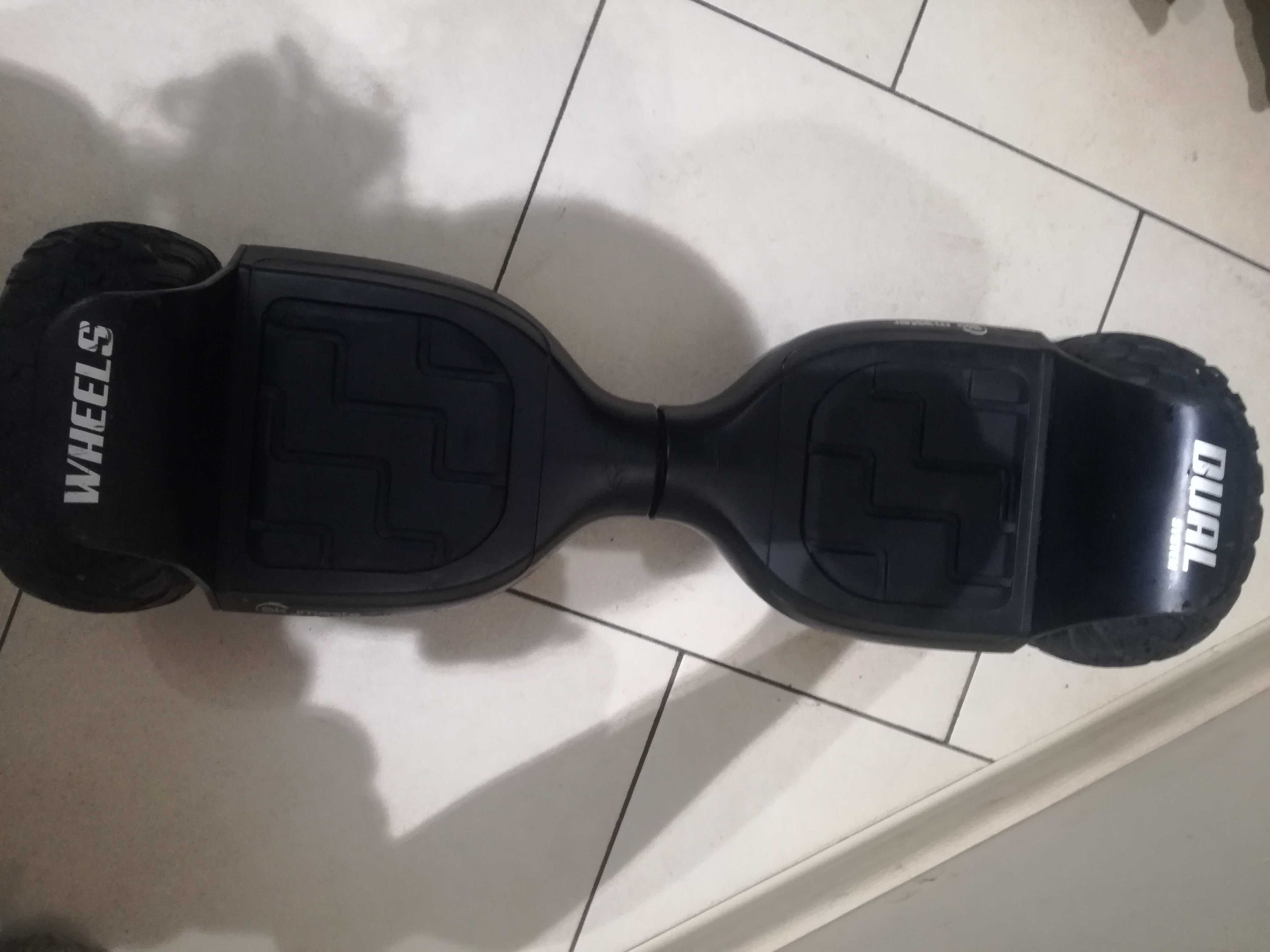 Elektryczna deskorolka (hoverboard)