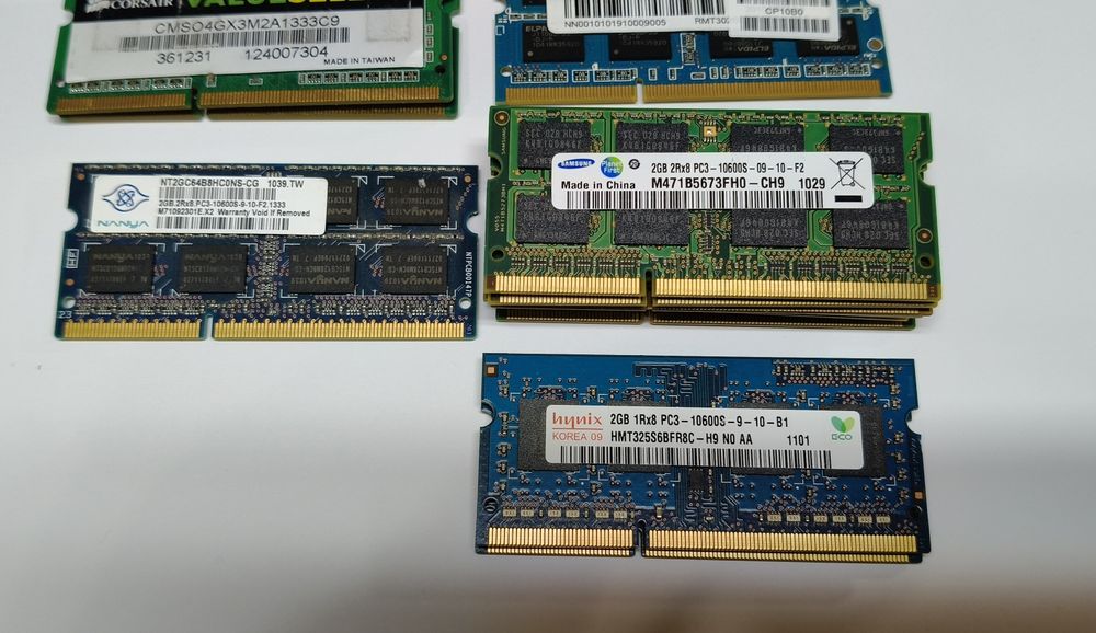 Оперативна пам'ять для ноутбуків та ПК DDR3; DDR2