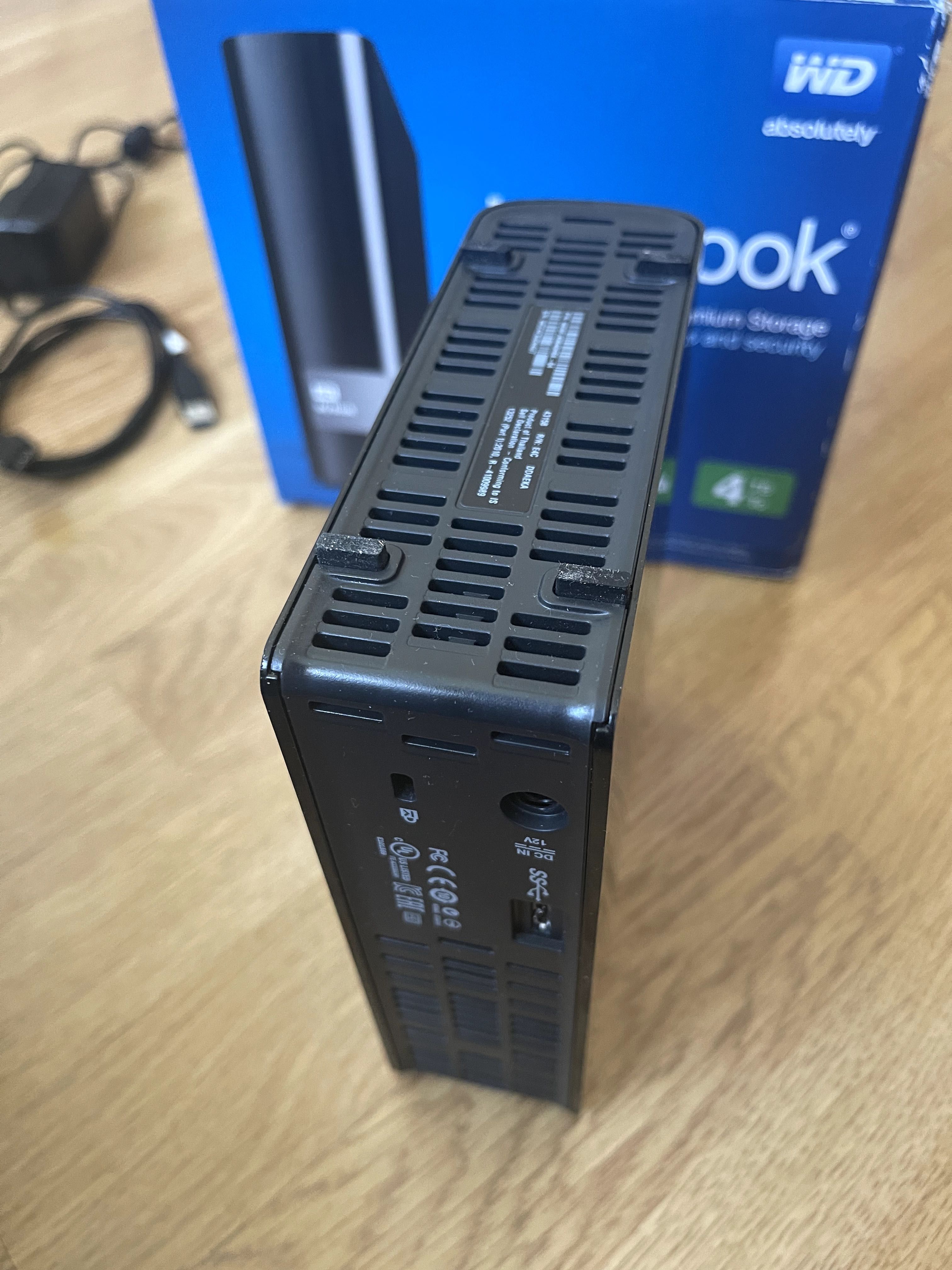 Зовнішній жорсткий диск 4TB Western Digital