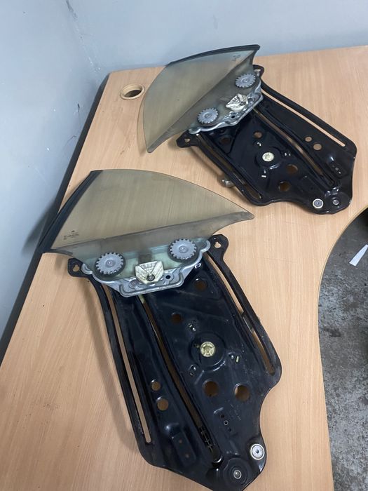 Podnosnik szyba tylna Bmw E88 szyby tylne Prawa Lewa KPL Dach elektryc
