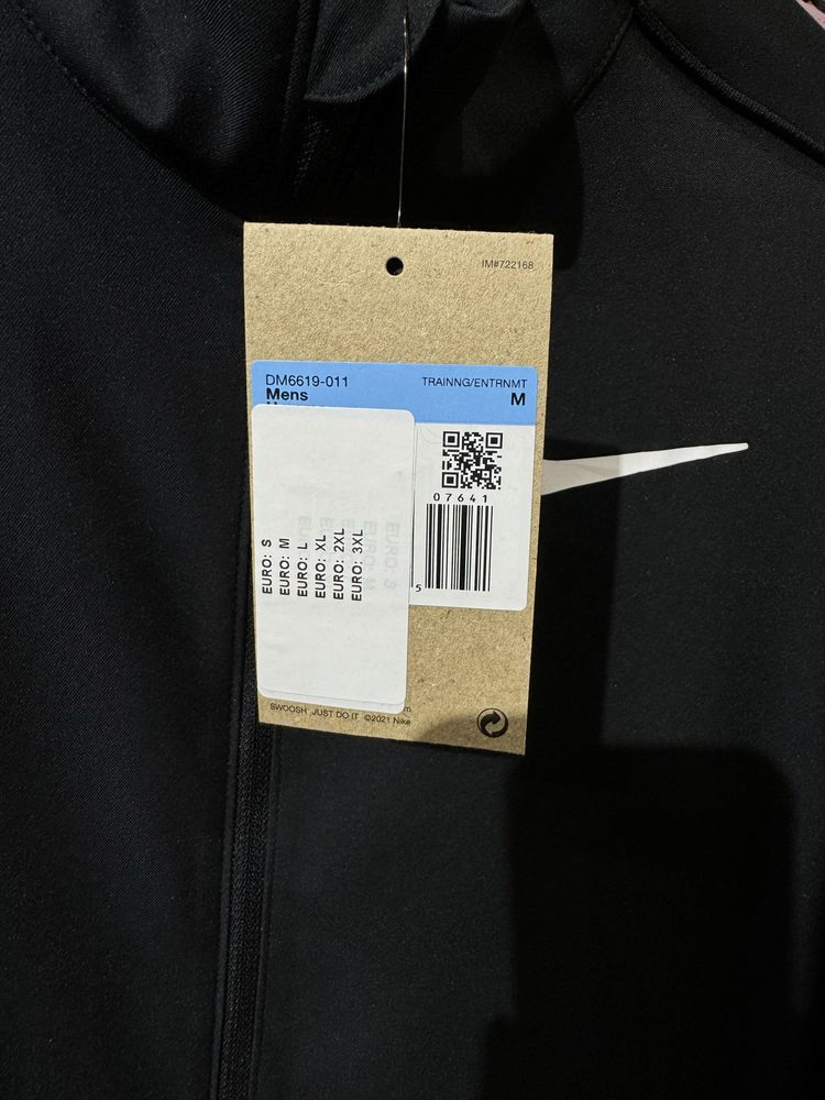 Чоловіча Вітровка Nike m nk df team wvn jkt (DM6619-011)