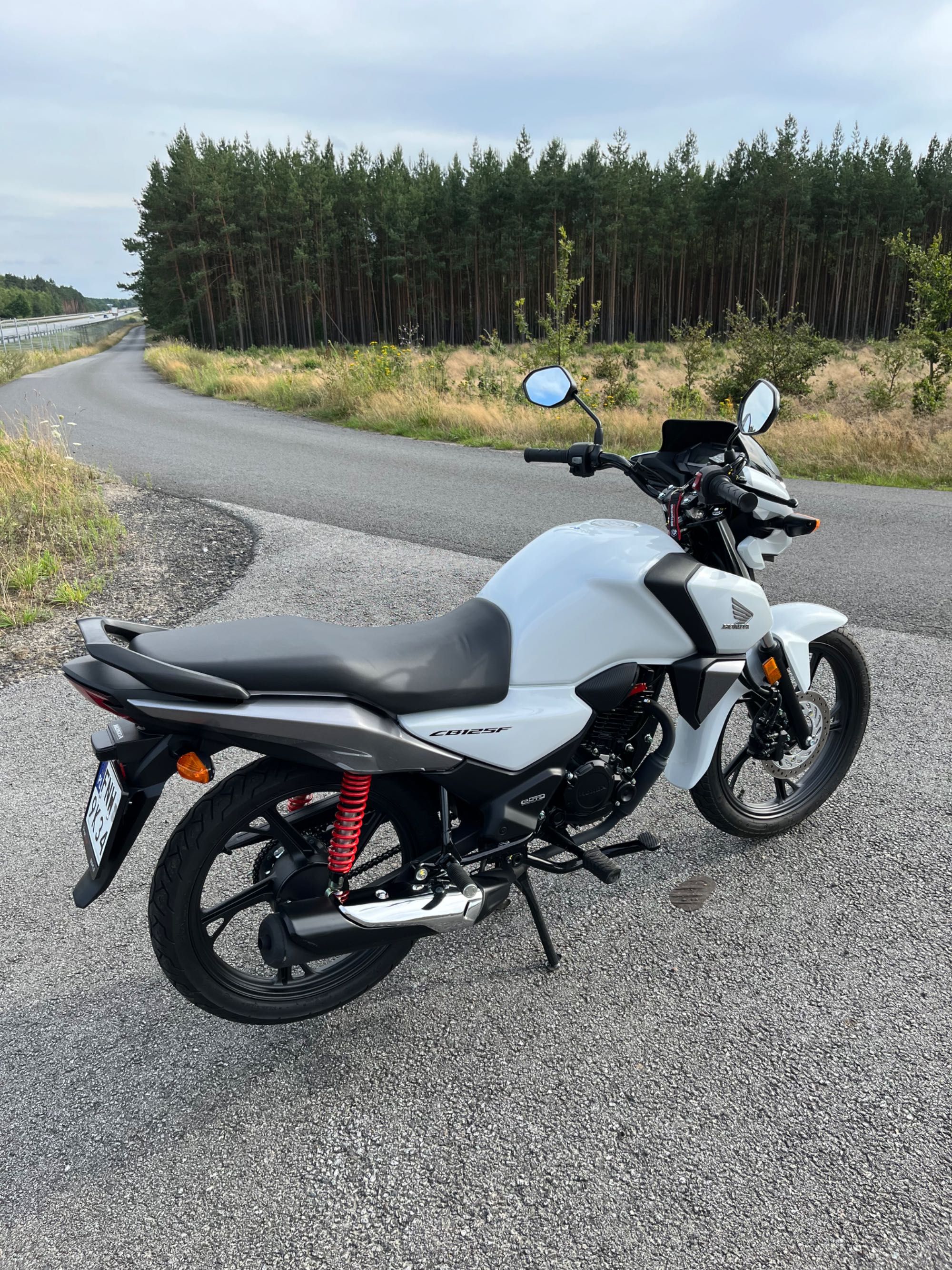 Sprzedam Honda CB125F