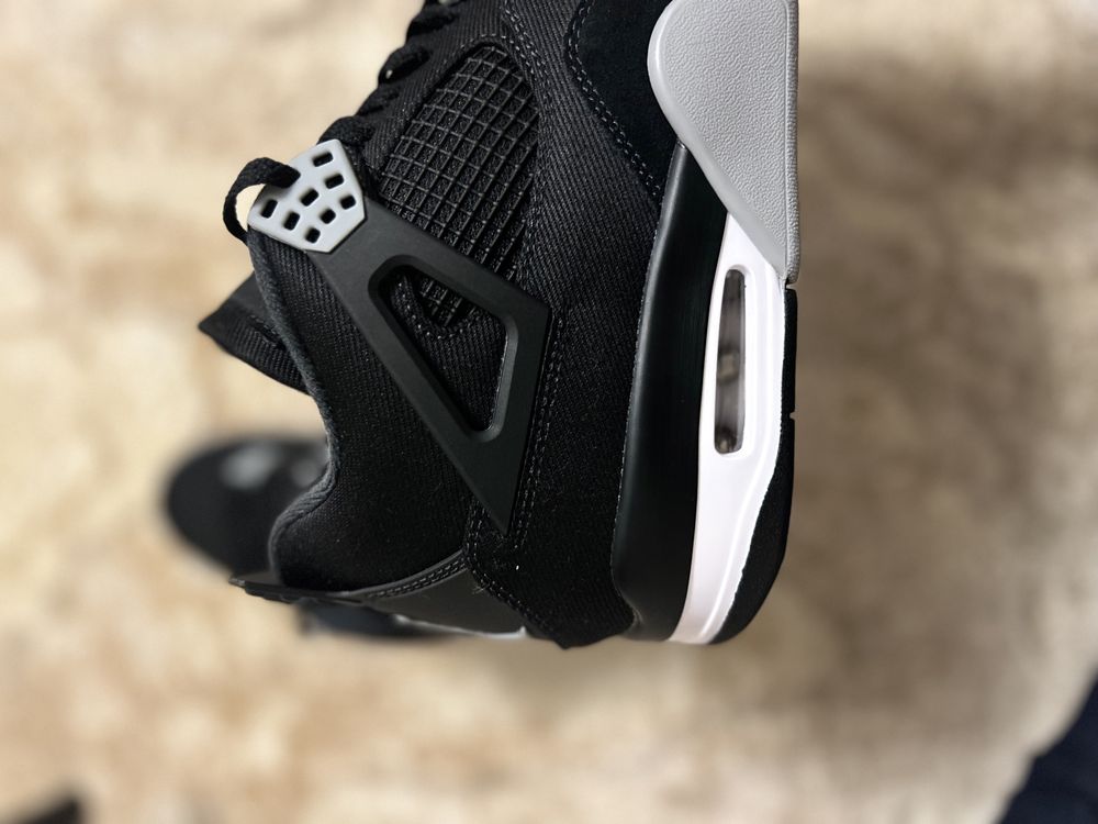 Air Jordan 4 Black canvas