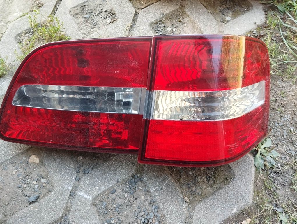Komplet lamp tylnych fiat stilo kombi