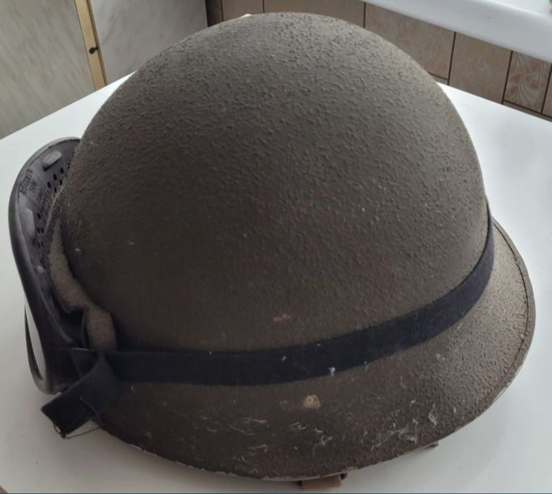 Hełm francuski z 1953 r - Franck Aubervilliers (630)