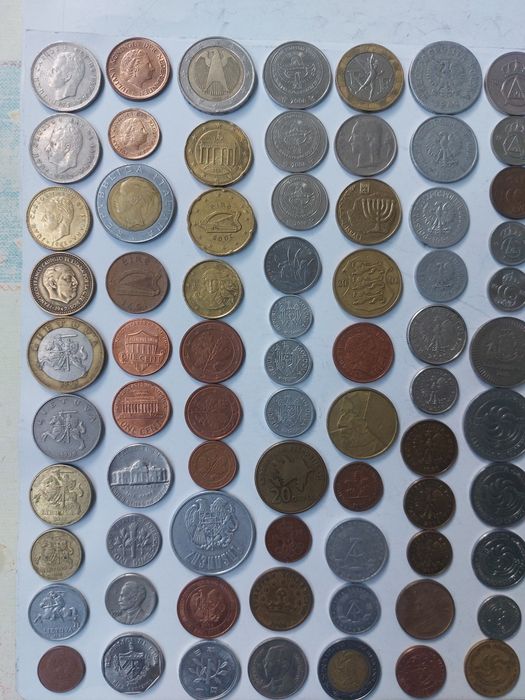Монеты стран мира 123шт. лот.