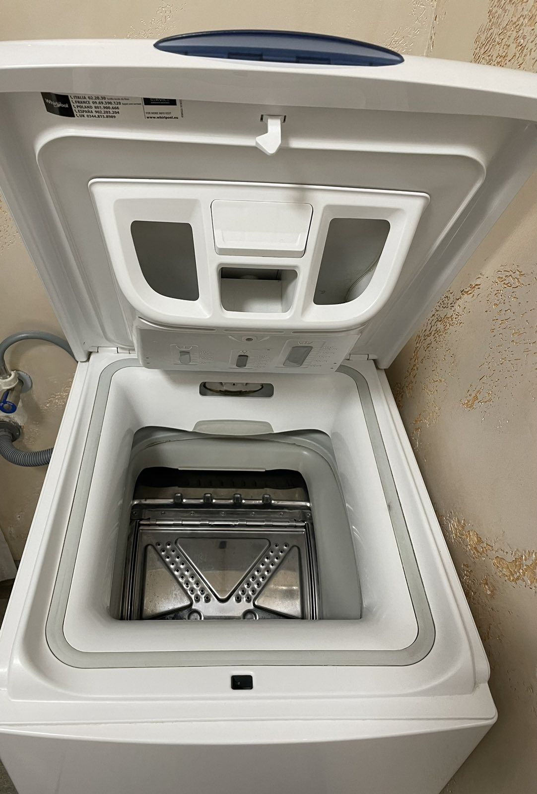 пральна машина машинка whirlpool 5.5 kg 1000 rpm з манітором 21 року