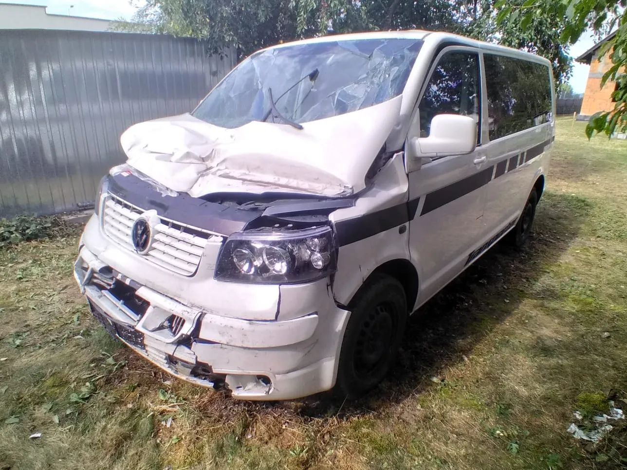Volkswagen Caravelle Uszkodzony