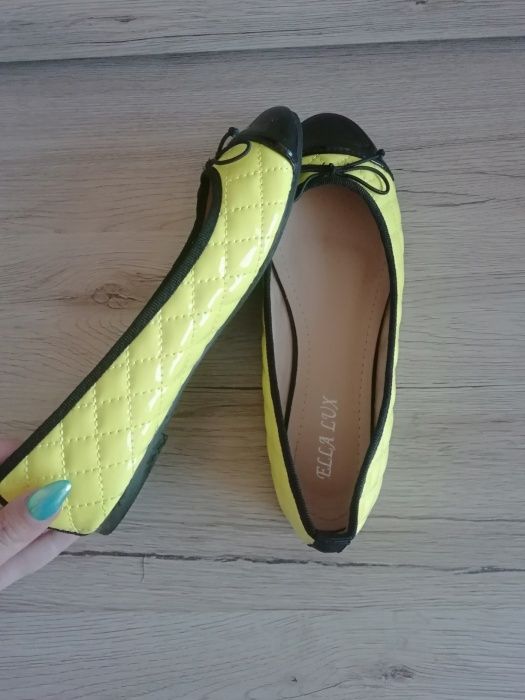 Balerinki limonka czarne odcienie żółtego pikowane