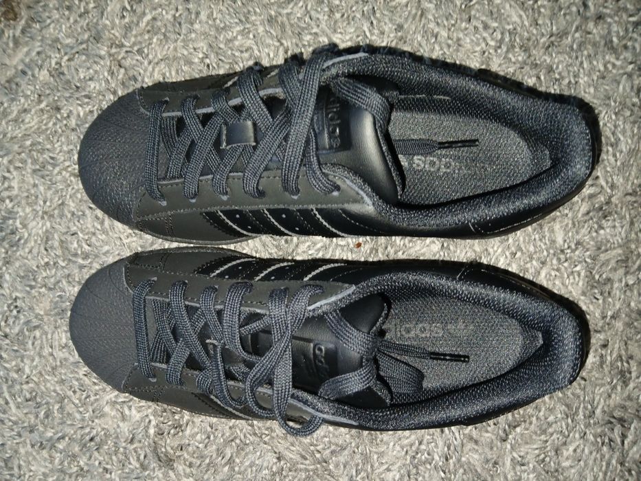 Superstary czarne - Nowe