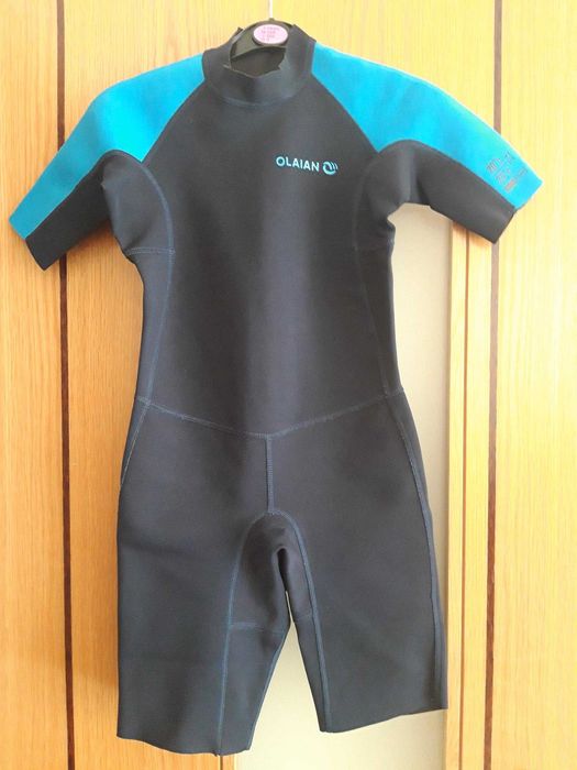 Fato de surf/mergulho para menino(a) de 5/6 anos com meias