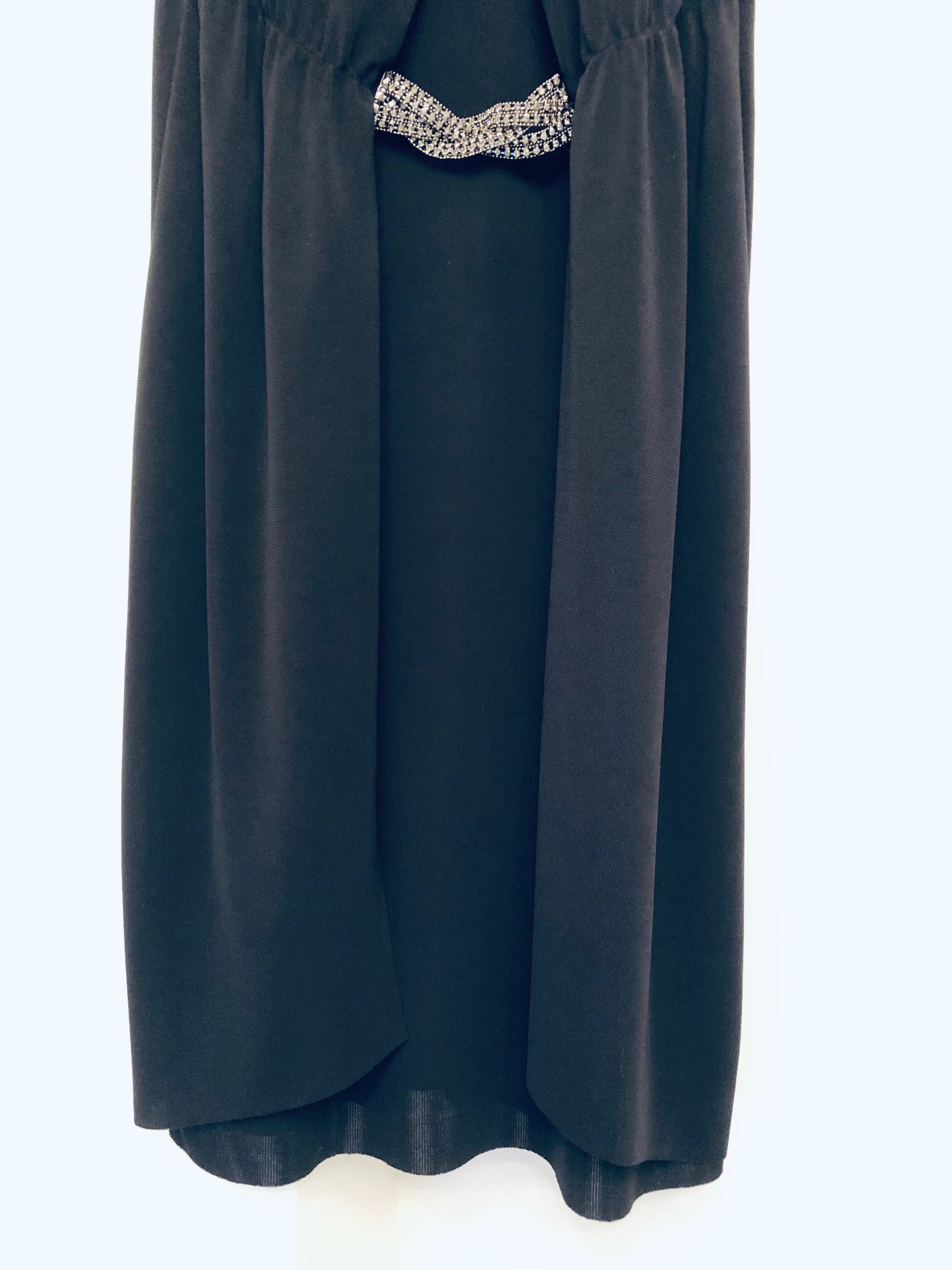 Черное классическое платье Zara