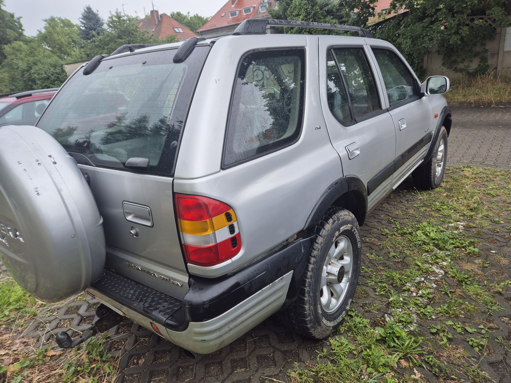 Opel Frontera B 2.2 DTI