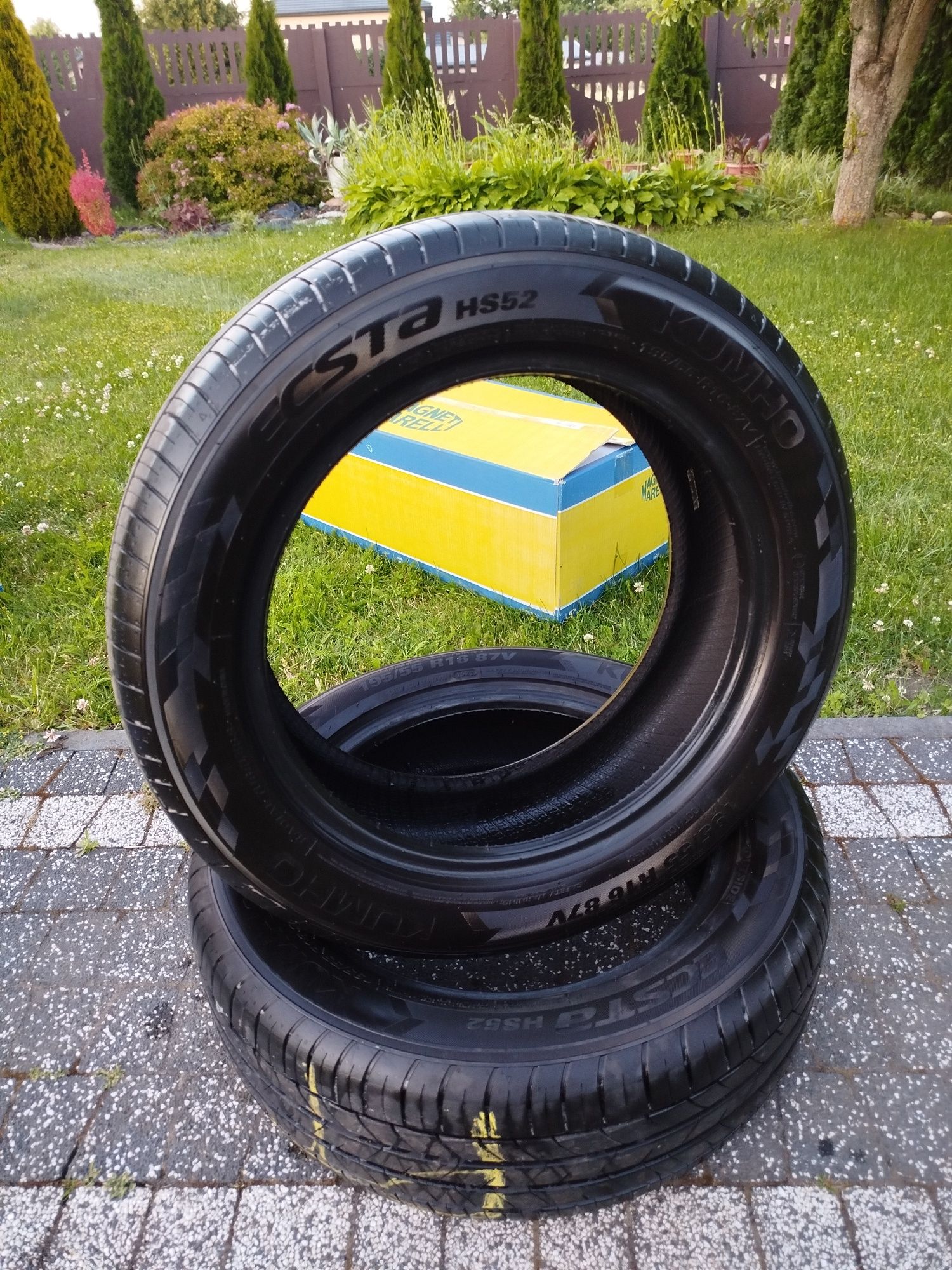 Kumho ECSTA HS25 195/55/R16 87v