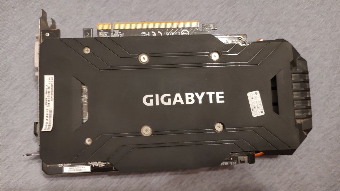 GTX 1060 6GB Gigabyte