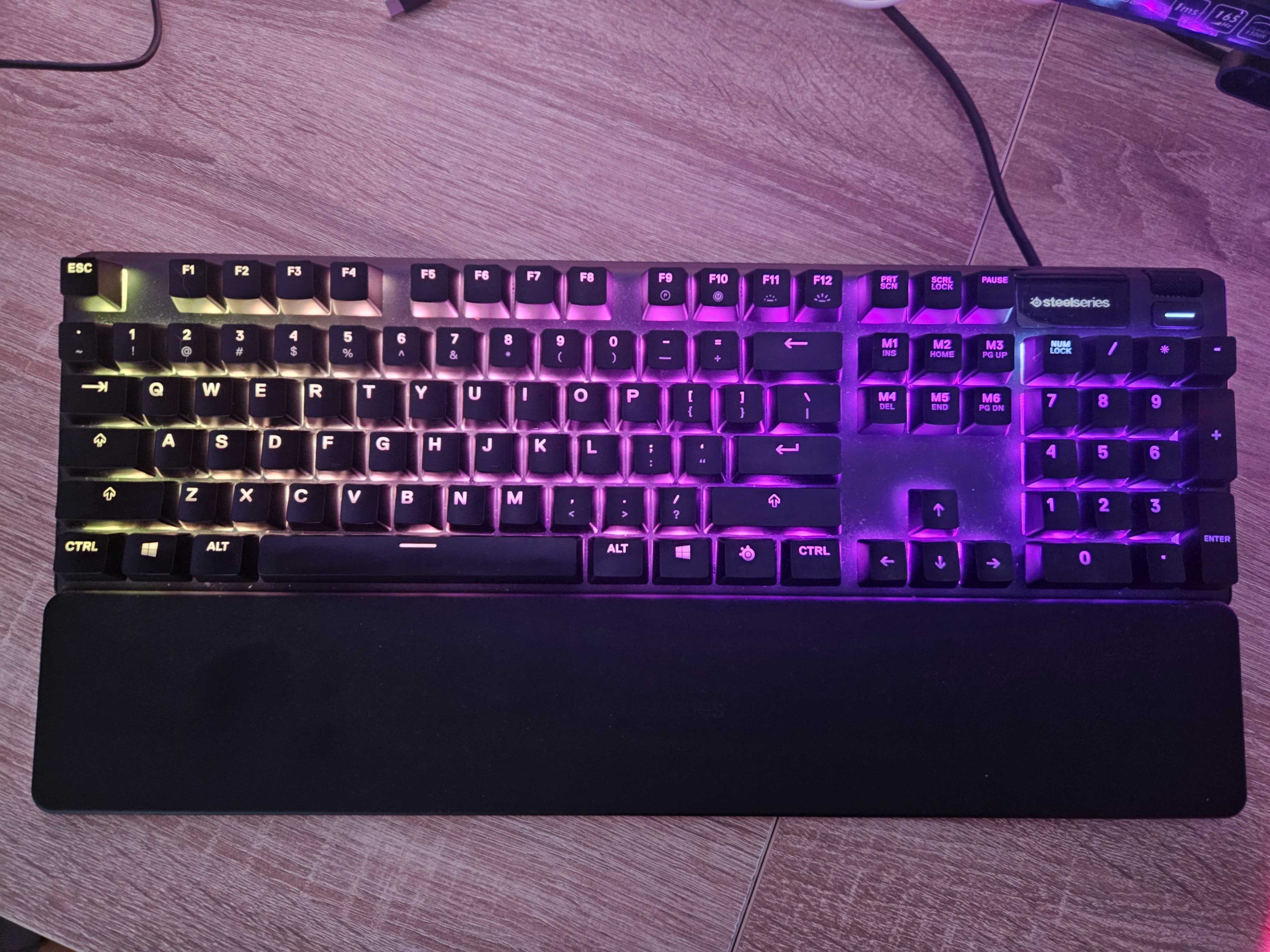 Klawiatura Steelseries Apex 5 + Prism Caps