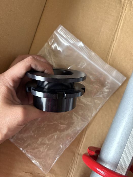 Collovers novos em folha