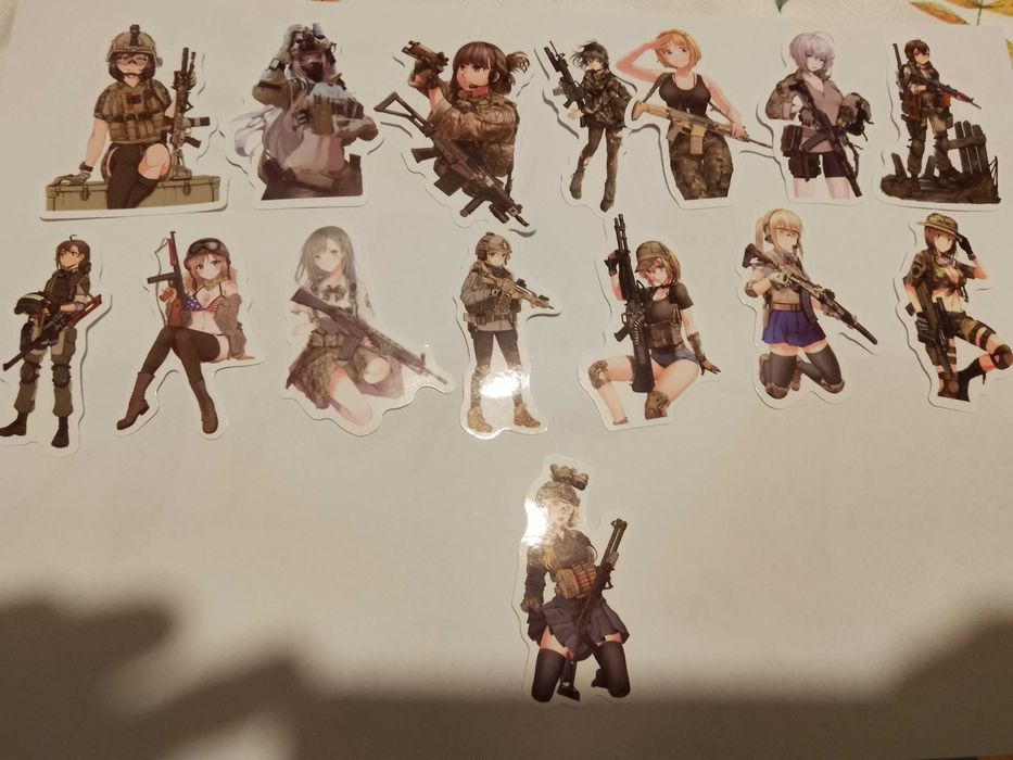 zestaw 15 naklejek manga anime dziewczyny żołnierze