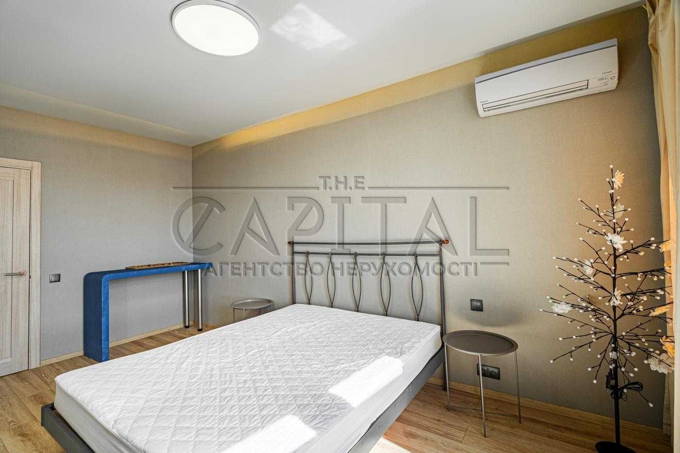 Продаж 4к квартири на вул. Панаса Мирного 28А.