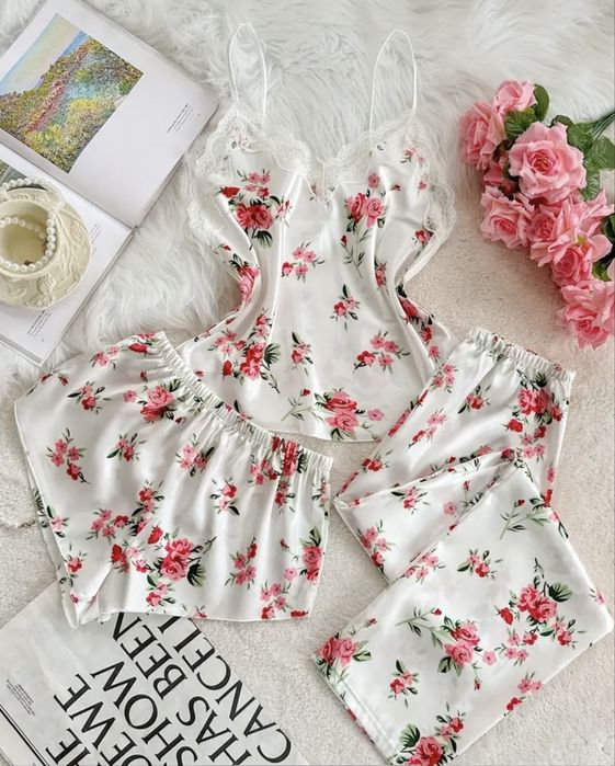 Піжама жіноча з трояндами