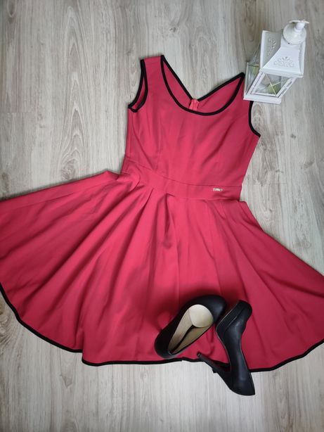 Sukienka czerwona r. L