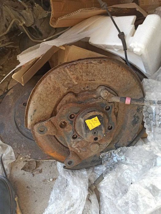 Ступиця цапфа задня права Nissan qashqai j10 ступица правый зад