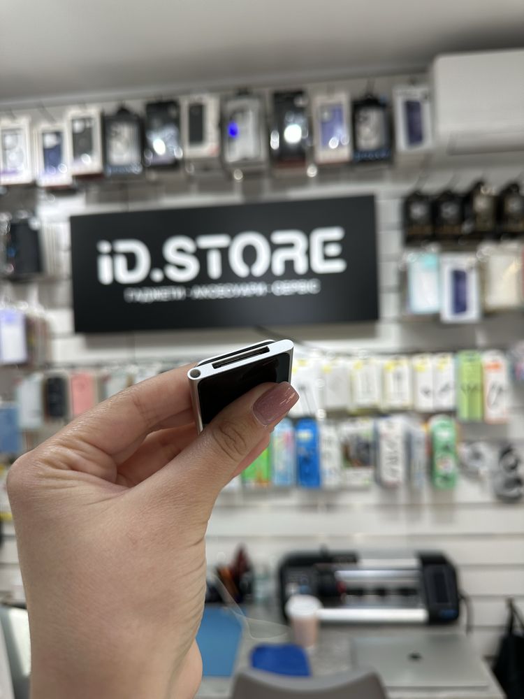 Б/У МР3 плеєр Apple iPod Nano 6gen 8Gb