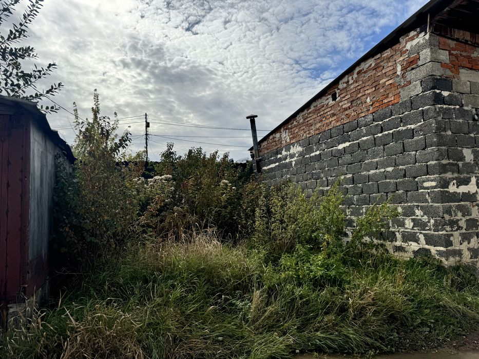 Ділянка під гараж у кооперативі