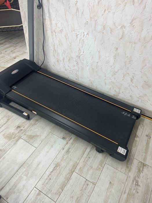 Бігова доріжка InterFit TS4 K340F