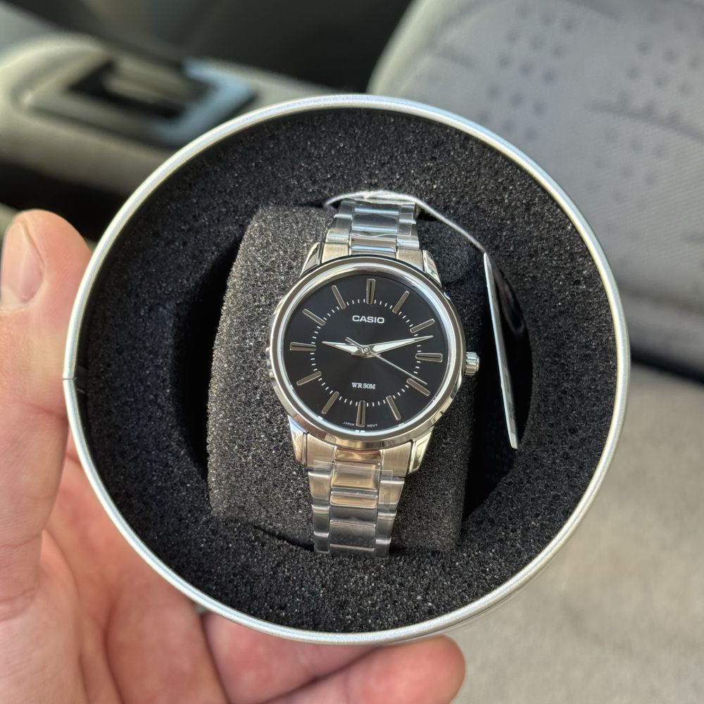 Новий жіночій годинник Casio LTP-1303D-1AVEF