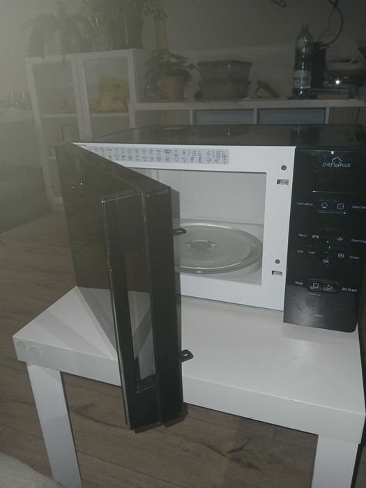 Kuchenka mikrofalowa  Whirlpool MCP 346/BL