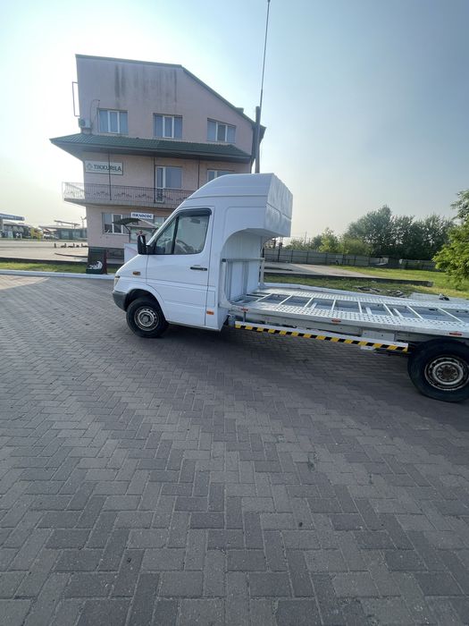 Евакуатор спрінтер 2.7