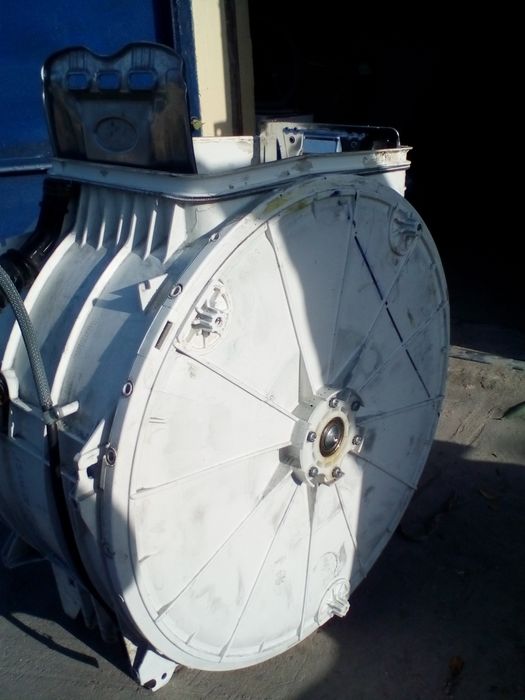 Бак для стиральной машины indezit